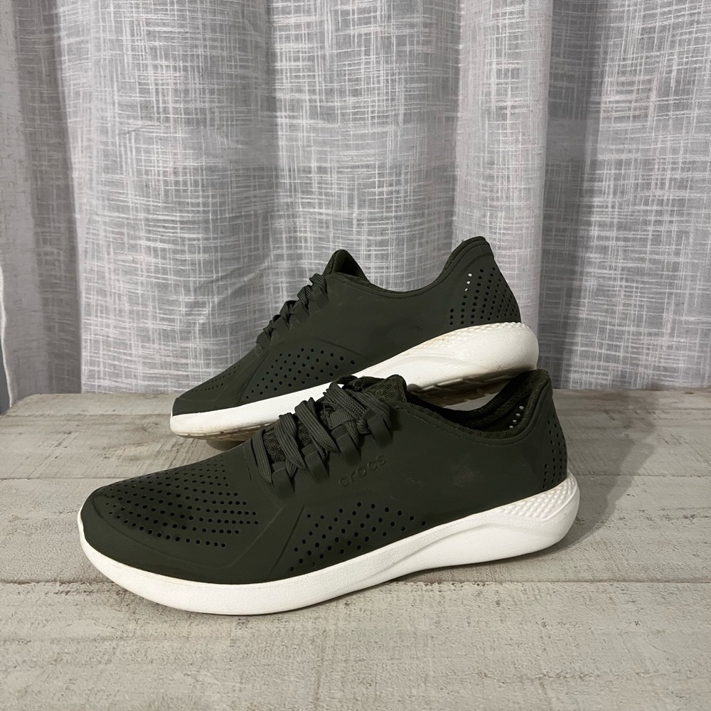 Croc Tennis Shoes